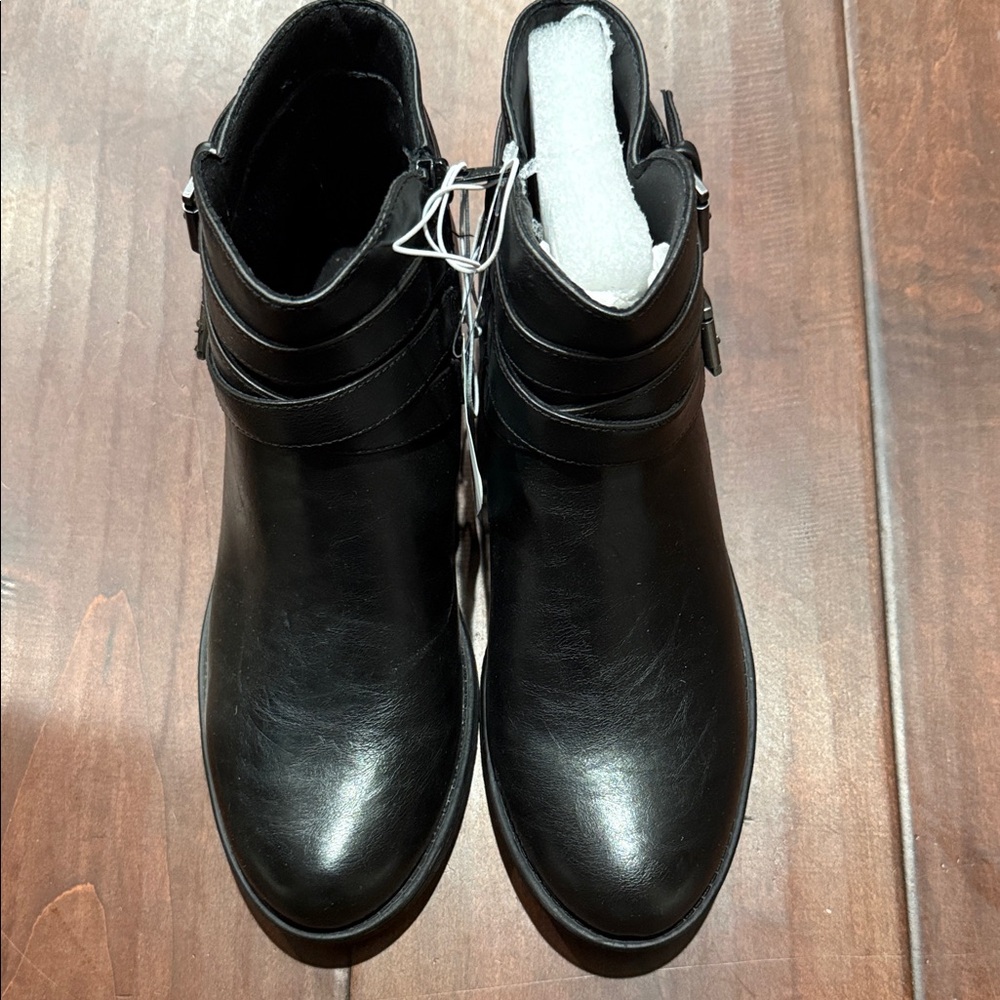 Yuu Black Ankle Booties